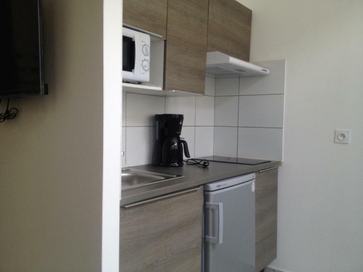 Les Studines Apartment Roanne Bagian luar foto